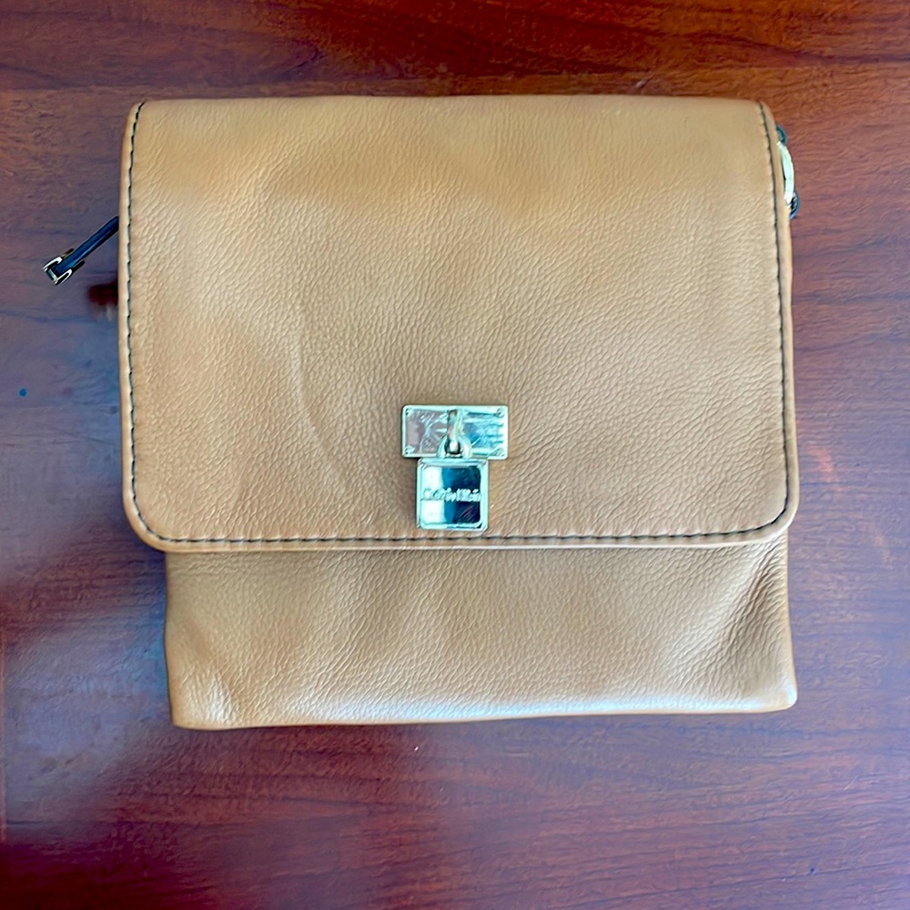 - Calvin Klein Tan Crossbody with Wallet organizer -EUC